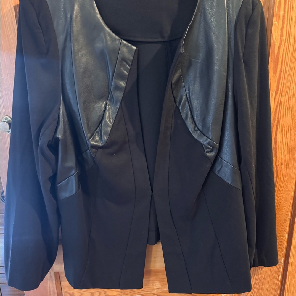 Black City Chic Women's Jacket